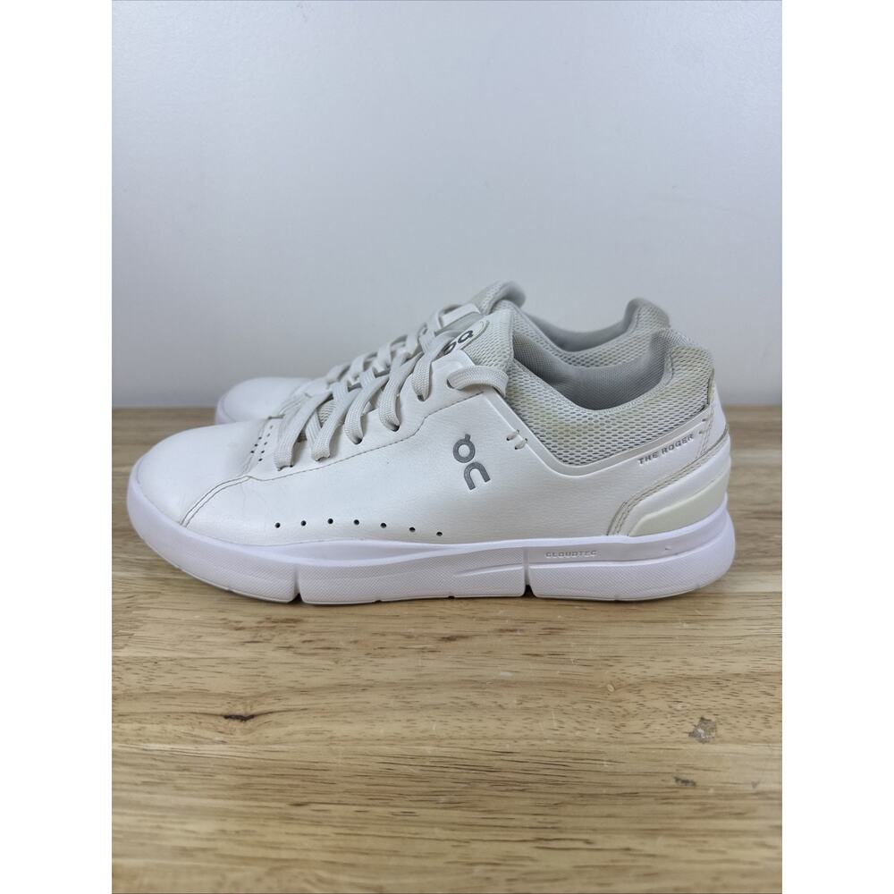 On Cloud The Roger Advantage Women's Size 9 Running Shoes White